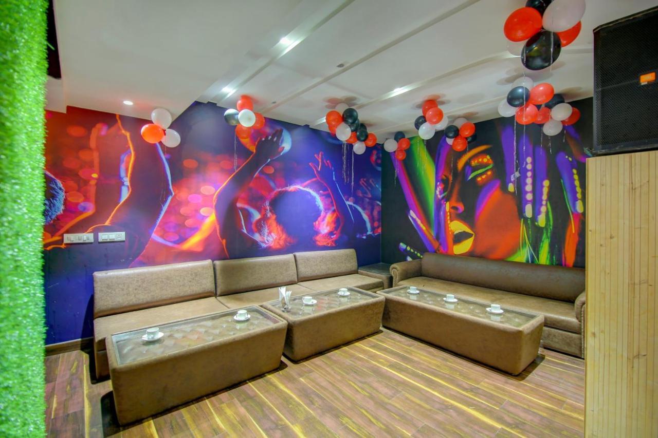 Townhouse Oak Hotel Dev Palace 델리 외부 사진